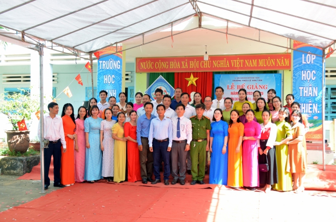 Bế giảng năm học 2024 - 2025