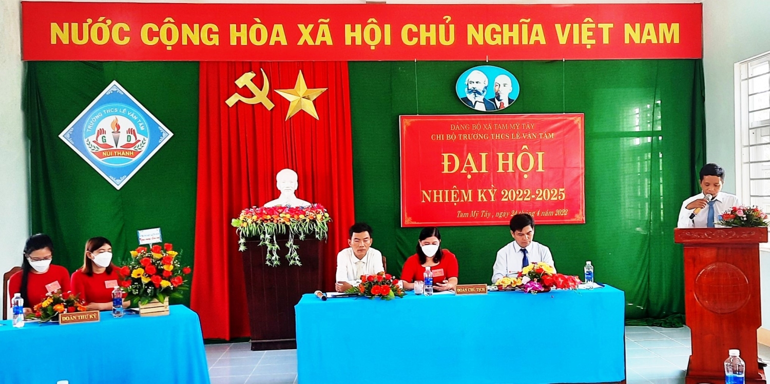 z3368933072886 a6bce28dcf56dbc8952f9124e6fa4220