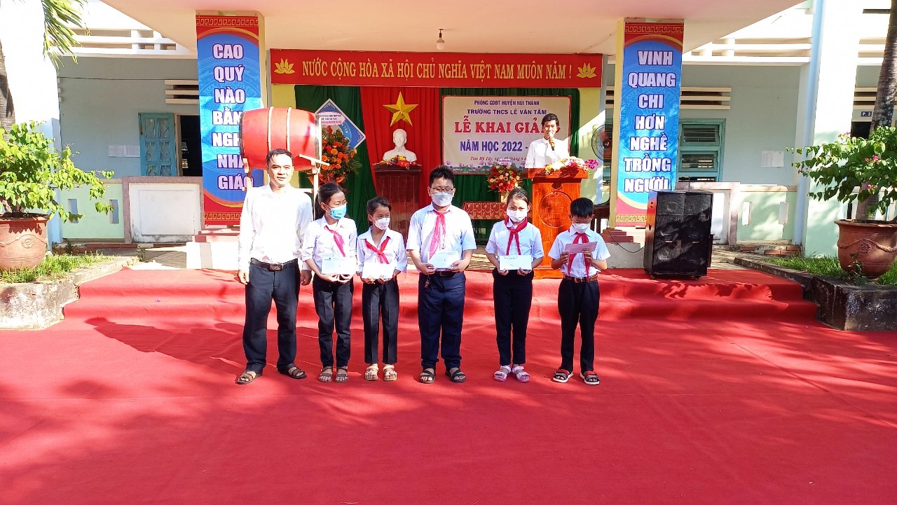 z3696277097578 8854c77eb7c199dff3c68143672b95c8