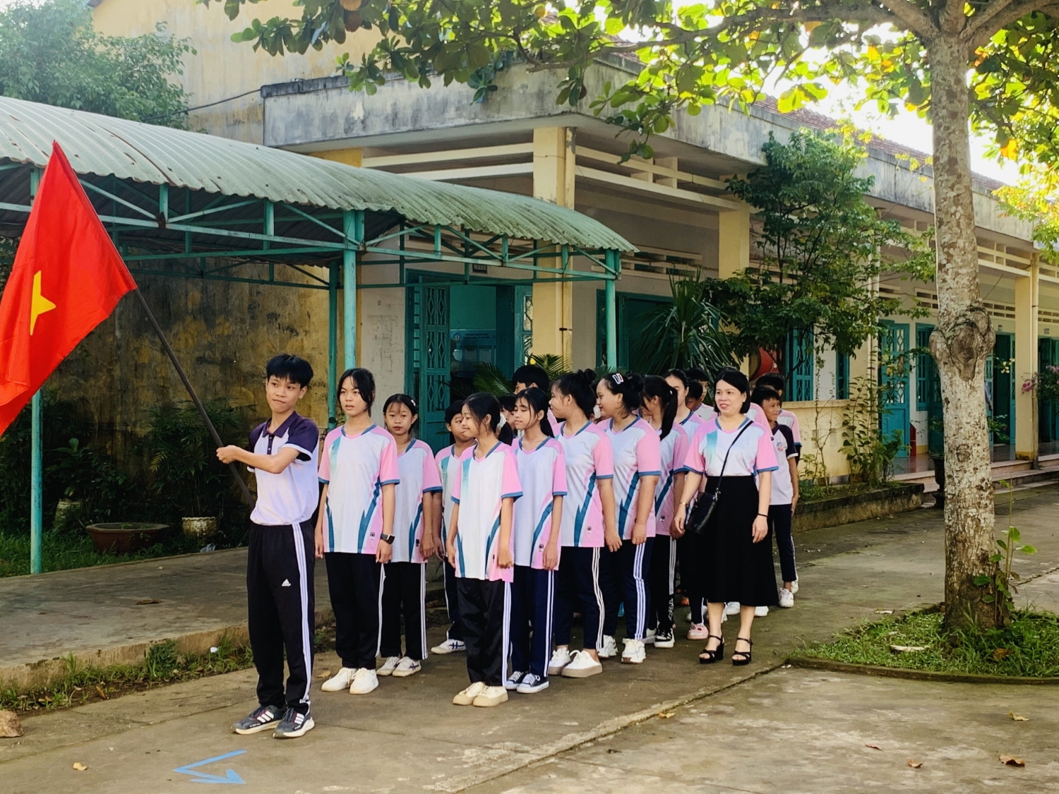 z4806077386336 895522340ad4f40192dd4524bd9639e2